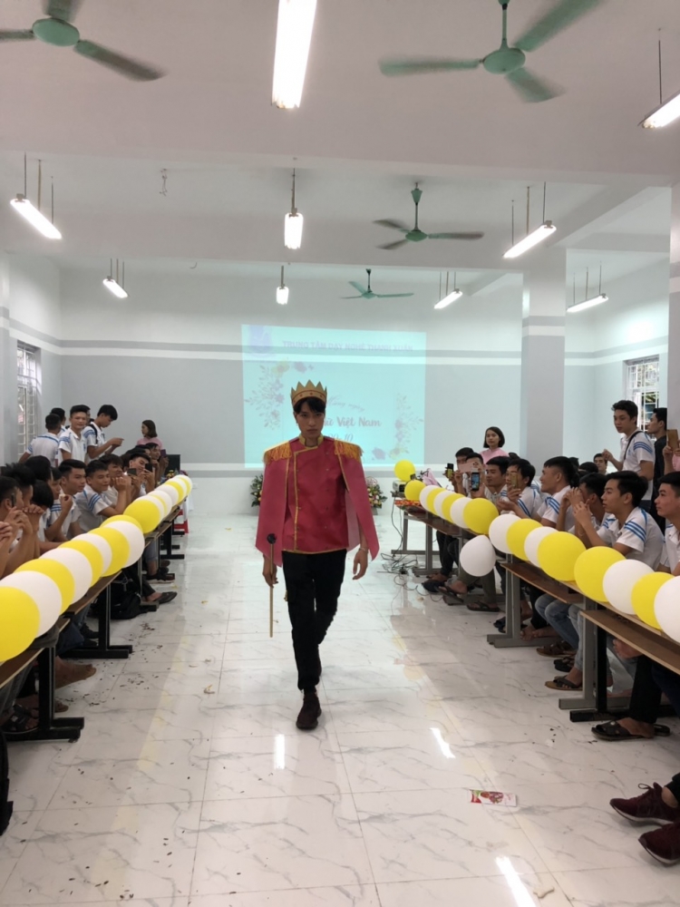 Description: C:\Users\User\Documents\viết bài\72806935_716041658873965_3474590471873888256_n.jpg