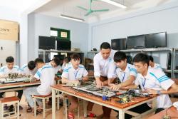 Chương trình đào tạo nghề Sửa chữa quạt, động cơ điện và ổn áp - hệ Sơ cấp