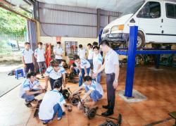 Chương trình đào tạo ngành công nghệ ô tô - hệ Trung cấp