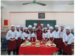 Bếp trưởng bếp Âu - Dạy nghề Thanh Xuân